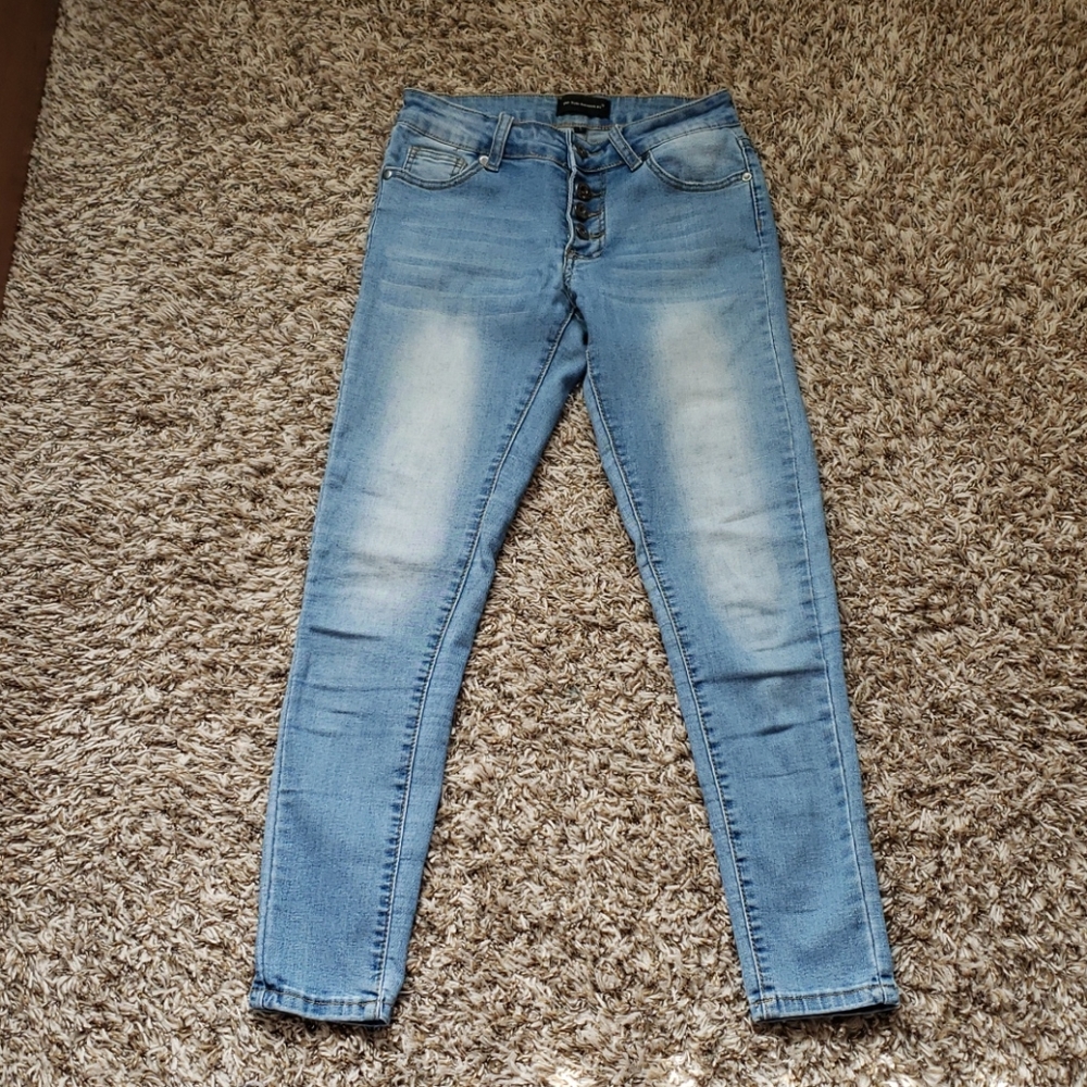Light blue wash jeans juniors size 1